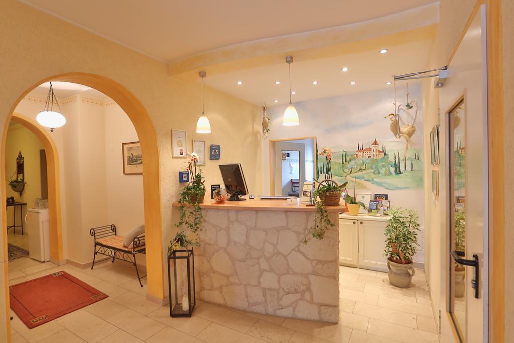 Hotel Bockmaier Oberpframmern Εξωτερικό φωτογραφία