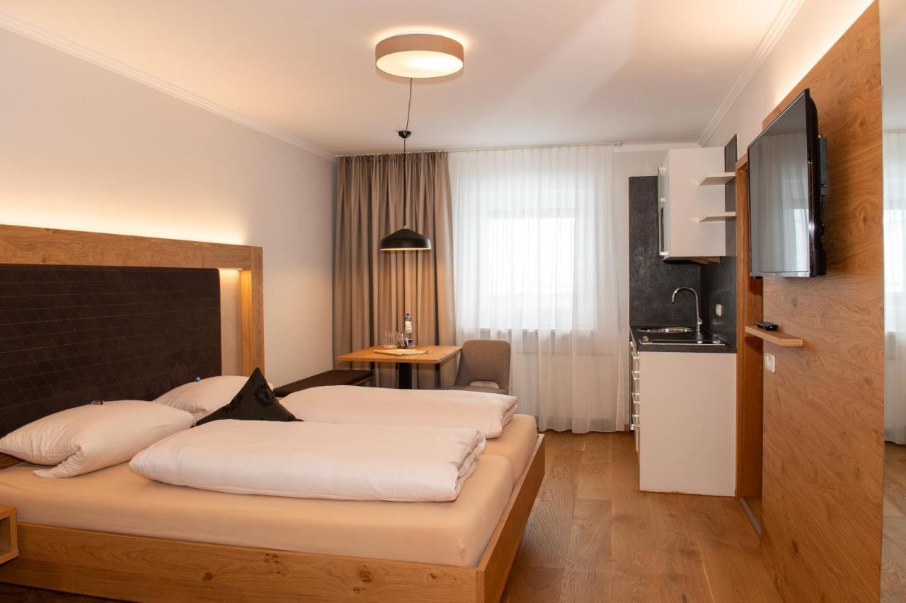 Hotel Bockmaier Oberpframmern Εξωτερικό φωτογραφία