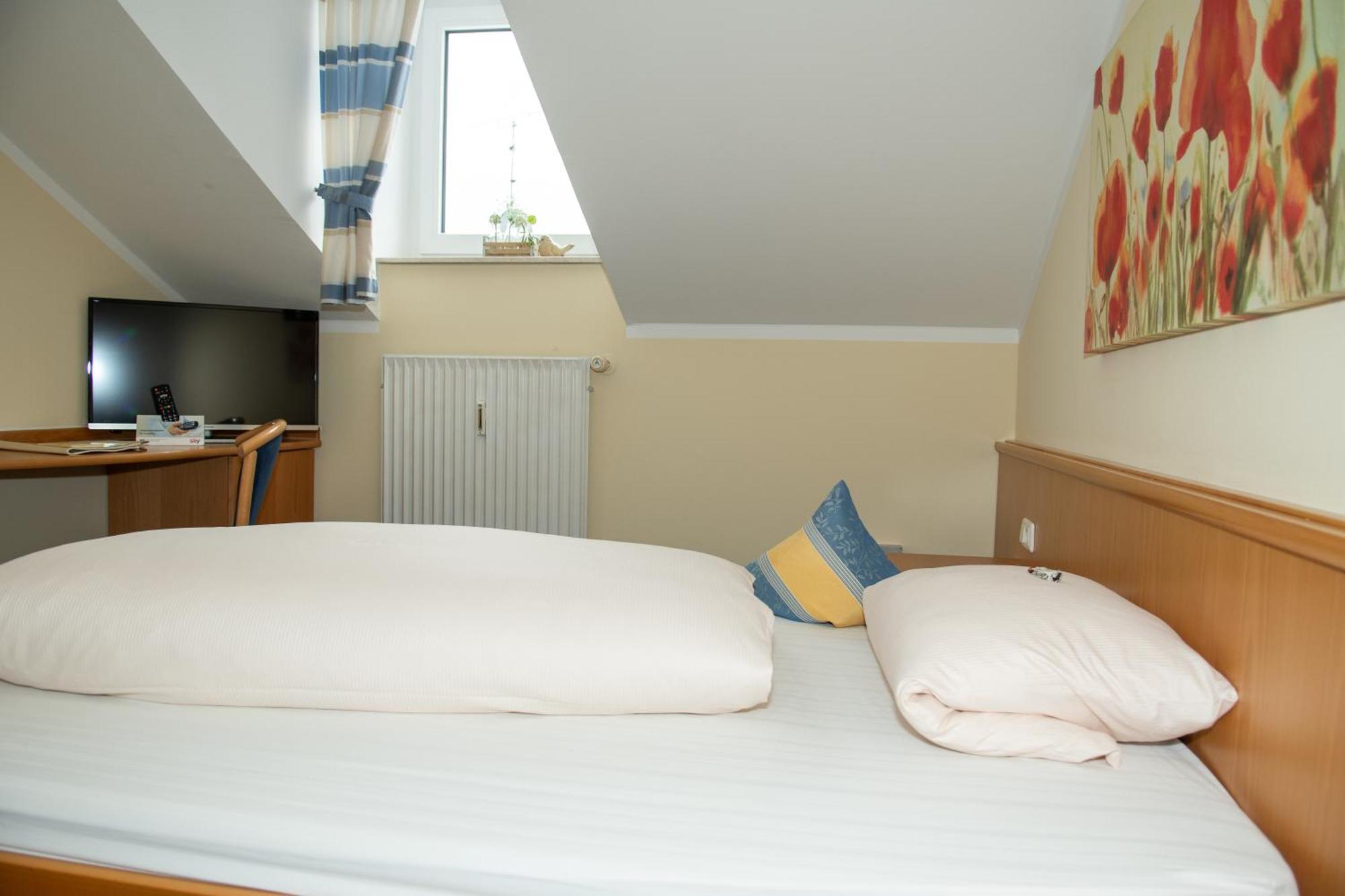 Hotel Bockmaier Oberpframmern Εξωτερικό φωτογραφία