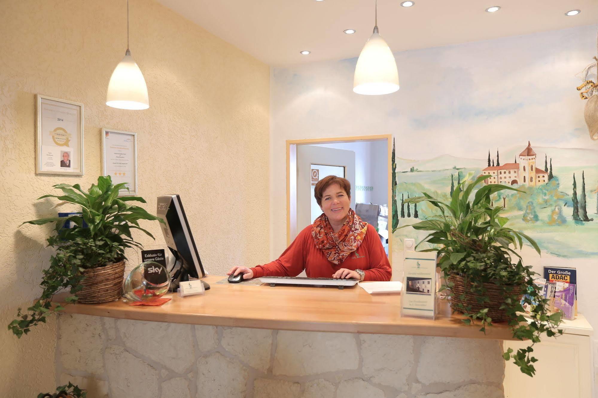 Hotel Bockmaier Oberpframmern Εξωτερικό φωτογραφία